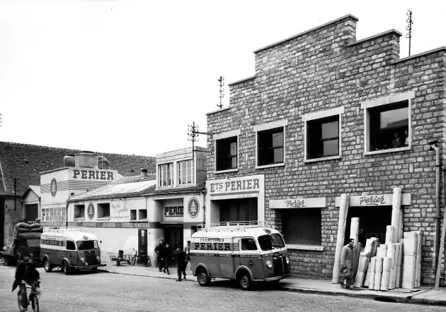 Façade entreprise Perrier