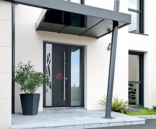 Porte d'entrée aluminium WIBAIE option connectée