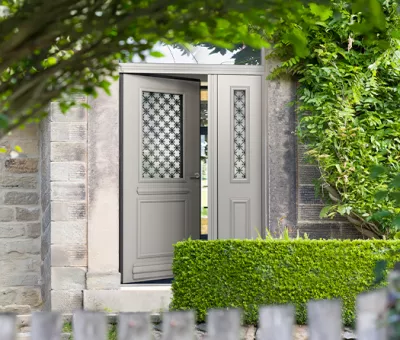 l’alliance parfaite entre un design classique et la performance d’un matériau contemporain